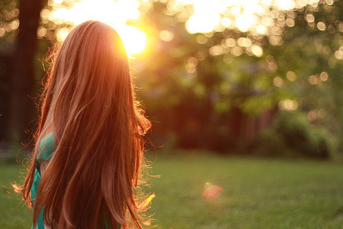 很漂亮的QQ空间欧美意境图片：载着气球，陪你兜风