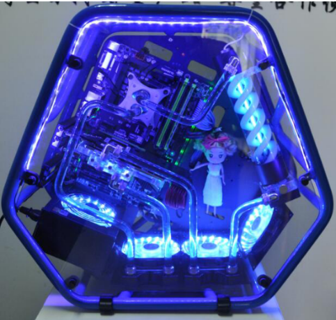 水冷机箱