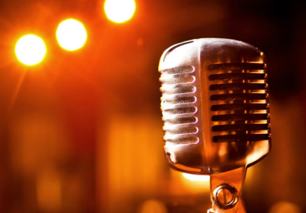 麦克风