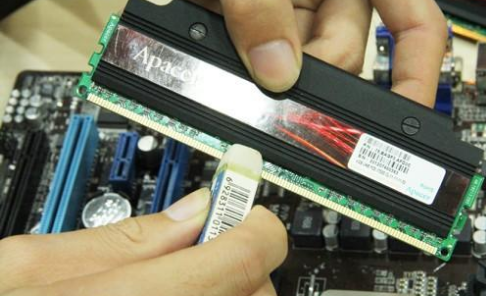 电脑黑屏 电脑黑屏