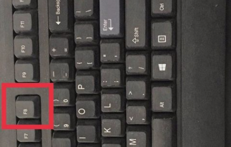 电脑出现蓝屏 电脑出现蓝屏